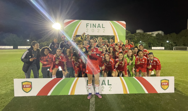 Gurias Gremistas Sub-17 conquistam título inédito do Campeonato